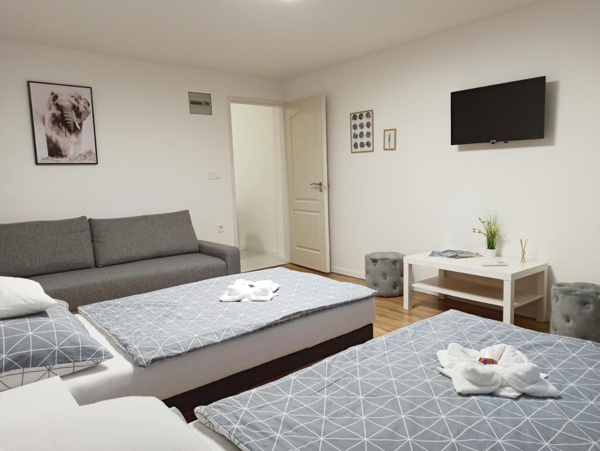 Grafit Apartmanok Hajdúnánás Eksteriør billede