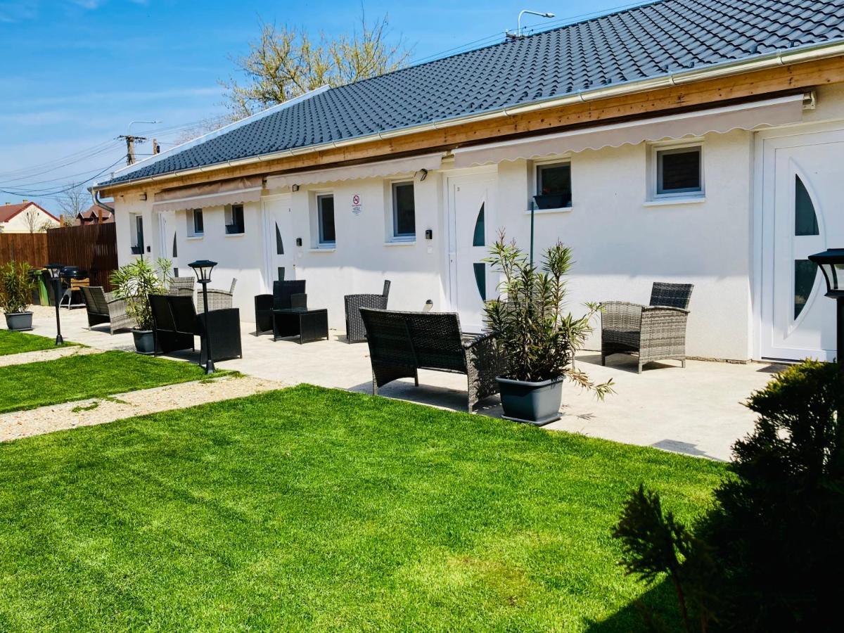 Grafit Apartmanok Hajdúnánás Eksteriør billede